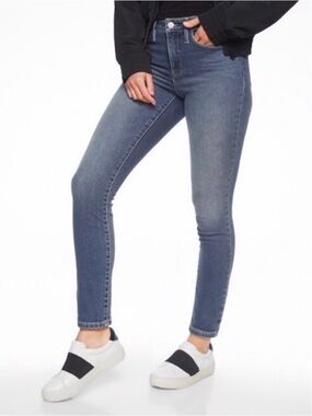 Athleta Sculptek Skinny Jeans - Medium Blue Wash
